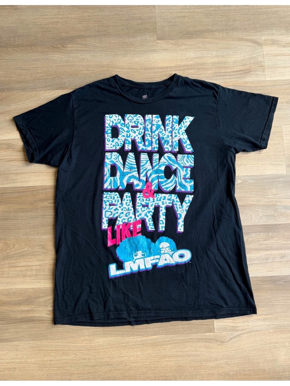 Vintage Y2K LMFAO Drink Dance Party T-Shirt